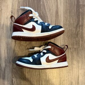Nike Kids' White and Burgundy Sneakers